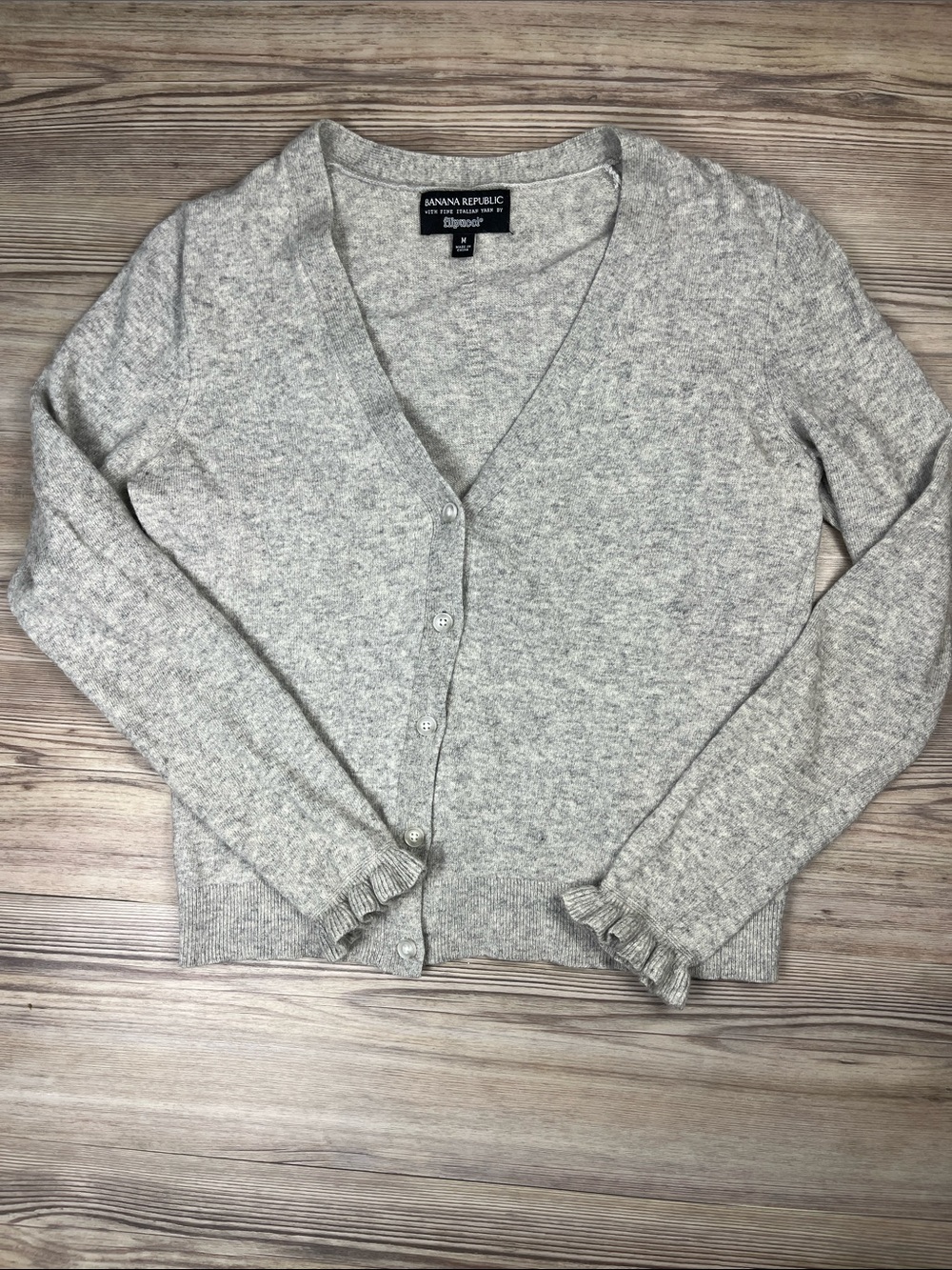 Banana Republic Gray Merino Wool Cashmere Cardigan Ruffle Cuff Sweater M